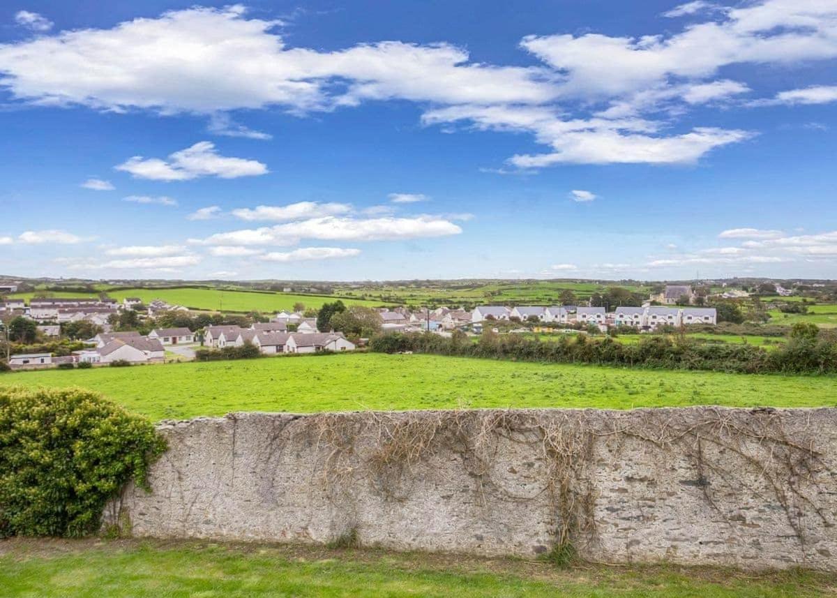 Bryn Mechell Llanfechell Exterior photo